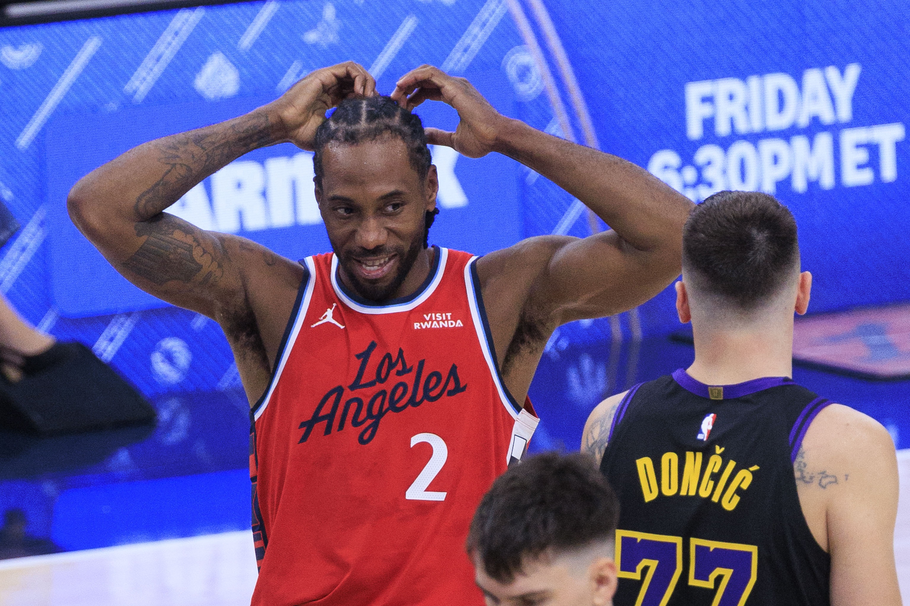 彩票走势图-进攻发起难度不一致!湖人3核驱动纯拼进攻 单核小卡疲惫并快乐着